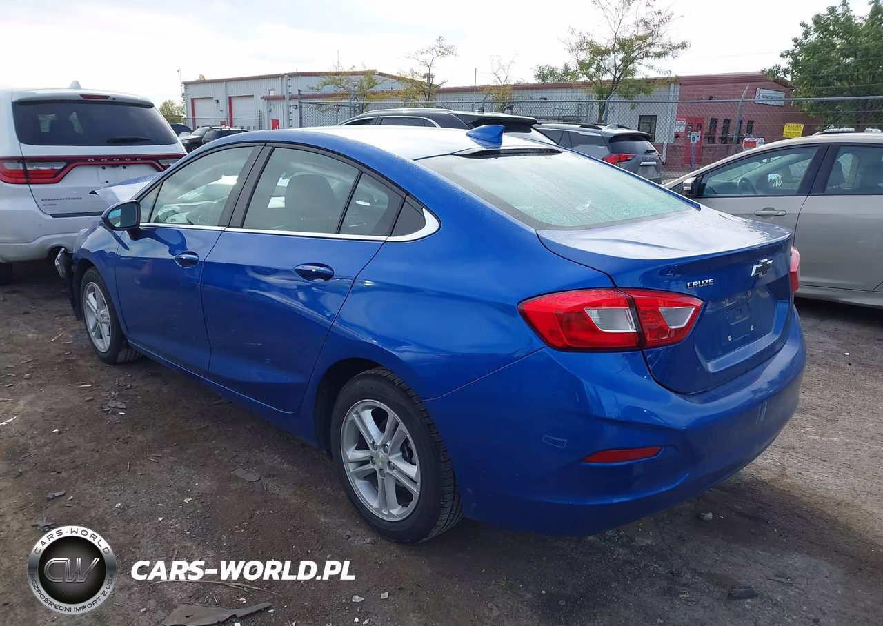 2018 Chevrolet Cruze Lt Auto VIN:1G1BE5SM3J7132114 - 3