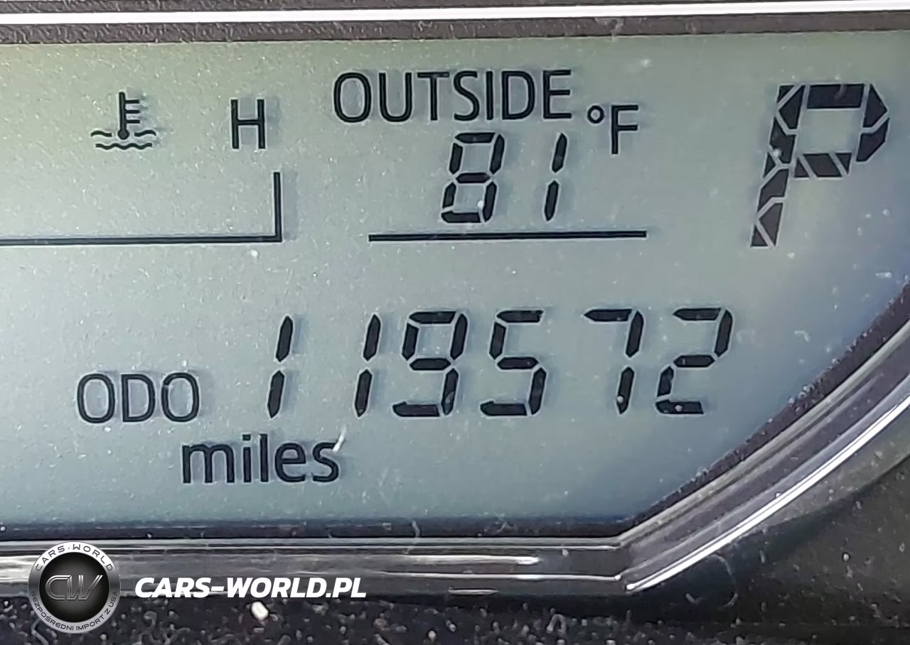 2015 Toyota Corolla Le Plus VIN:5YFBURHE3FP292582 - 15