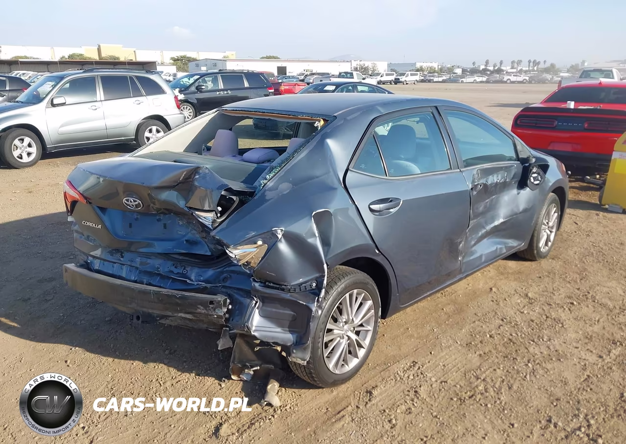 2015 Toyota Corolla Le Plus VIN:5YFBURHE3FP292582 - 4