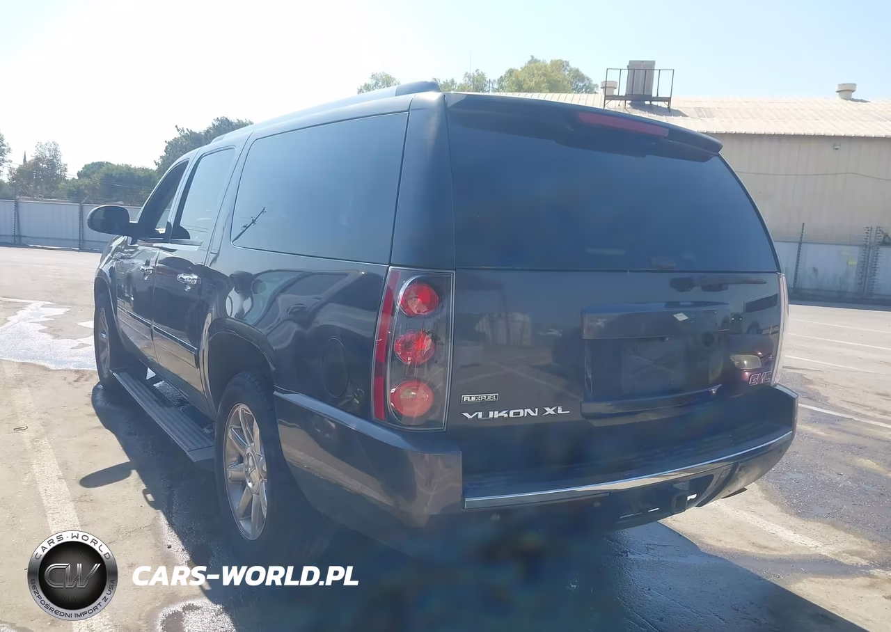 2011 GMC Yukon Xl 1500 Denali VIN:1GKS2MEFXBR252929 - 3
