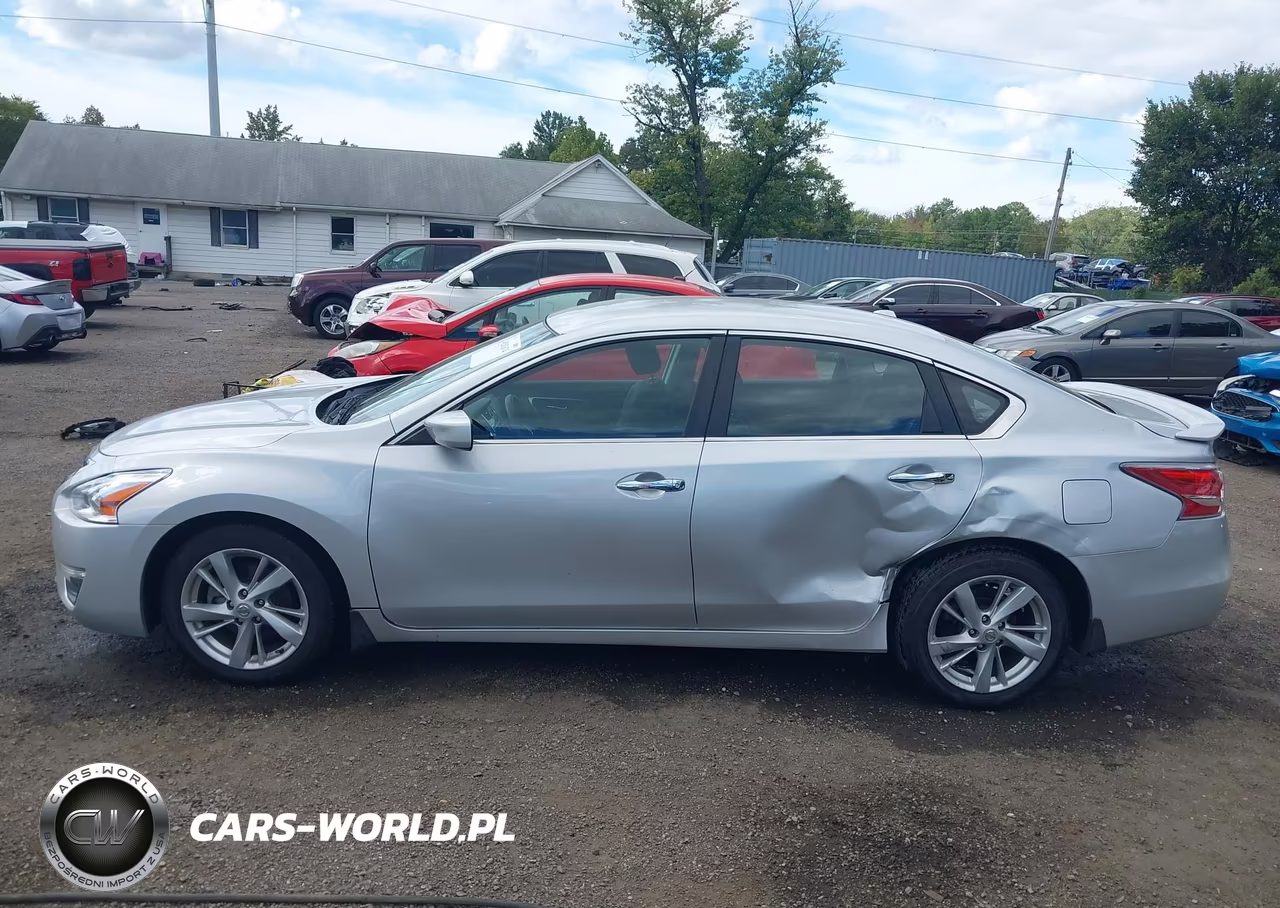 2015 Nissan Altima 2.5 S VIN:1N4AL3APXFC486337 - 14