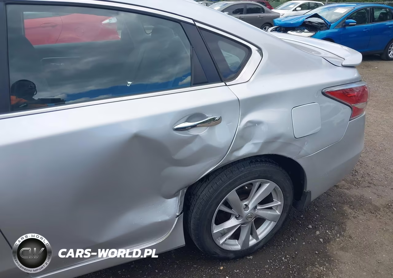 2015 Nissan Altima 2.5 S VIN:1N4AL3APXFC486337 - 6