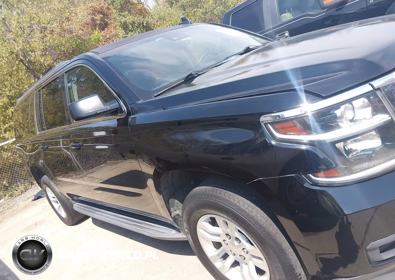 2016 Chevrolet Suburban Lt VIN:1GNSCHKC3GR405935 - 13