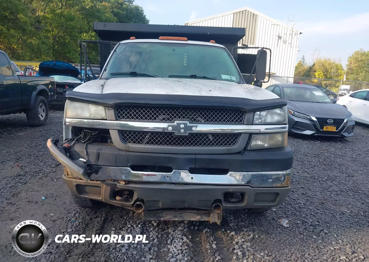 2004 Chevrolet Silverado 3500 VIN:1GBJK34U04E211354 - 13