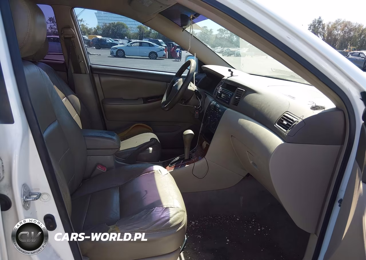 2005 Toyota Corolla Le VIN:1NXBR32E35Z344037 - 5