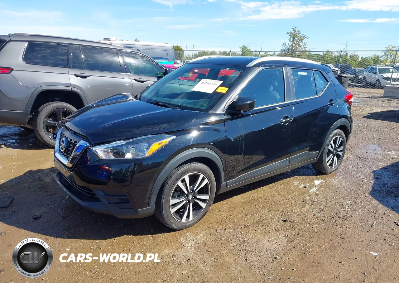 2018 Nissan Kicks Sv VIN:3N1CP5CUXJL534781 - 2