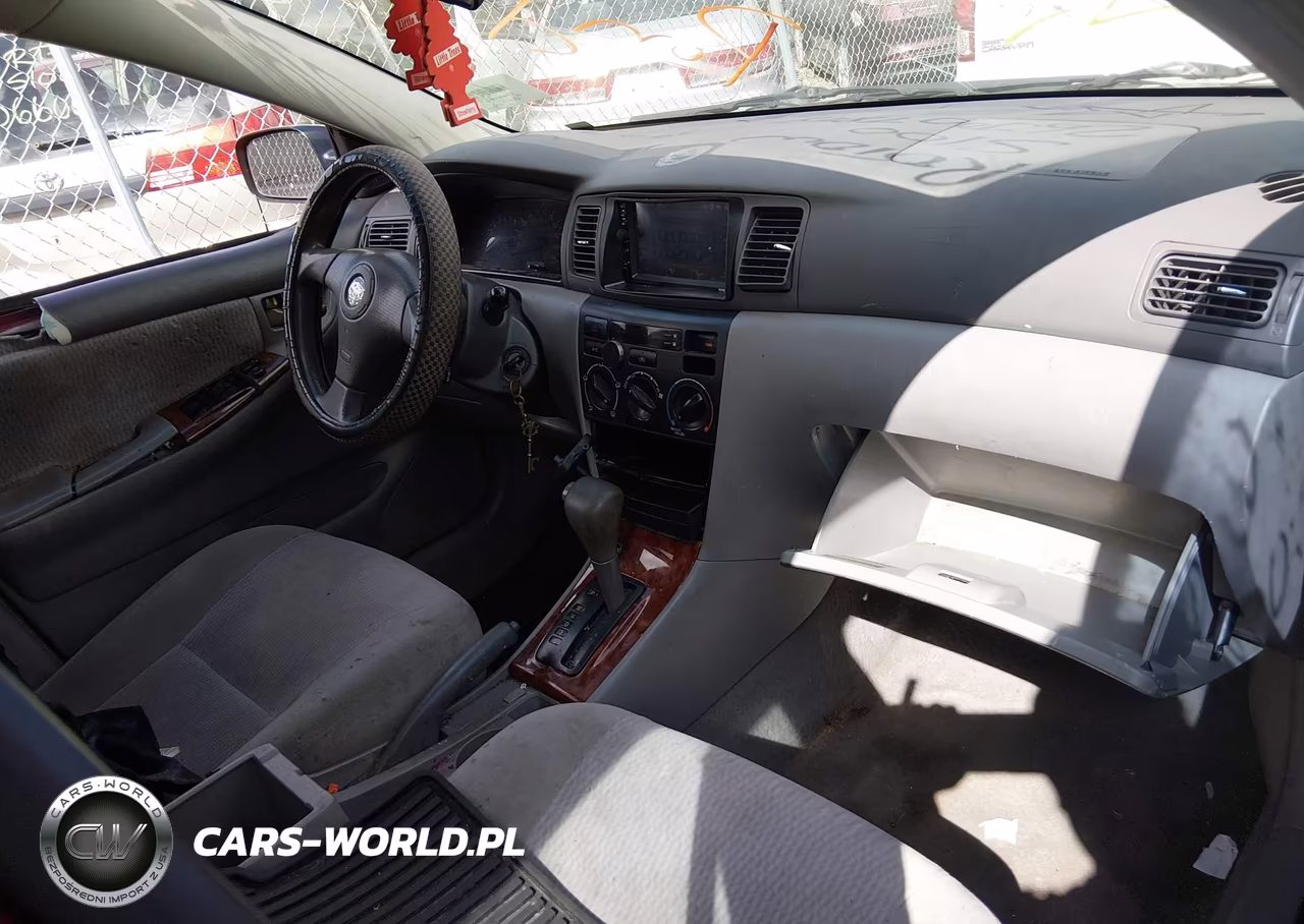 2005 Toyota Corolla Le VIN:1NXBR32E15Z548495 - 5