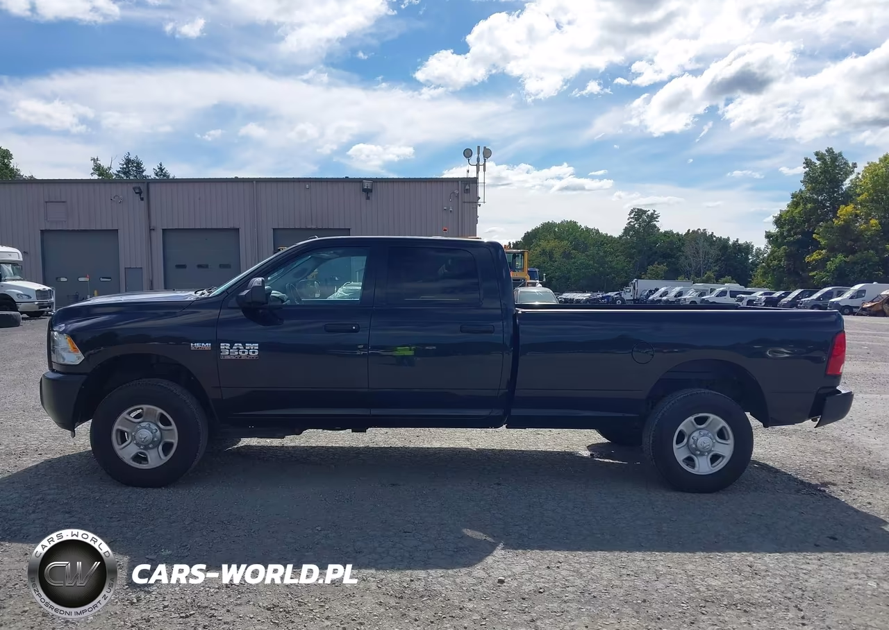 2018 Ram 3500 Tradesman VIN:3C63R3GT0JG428806 - 19