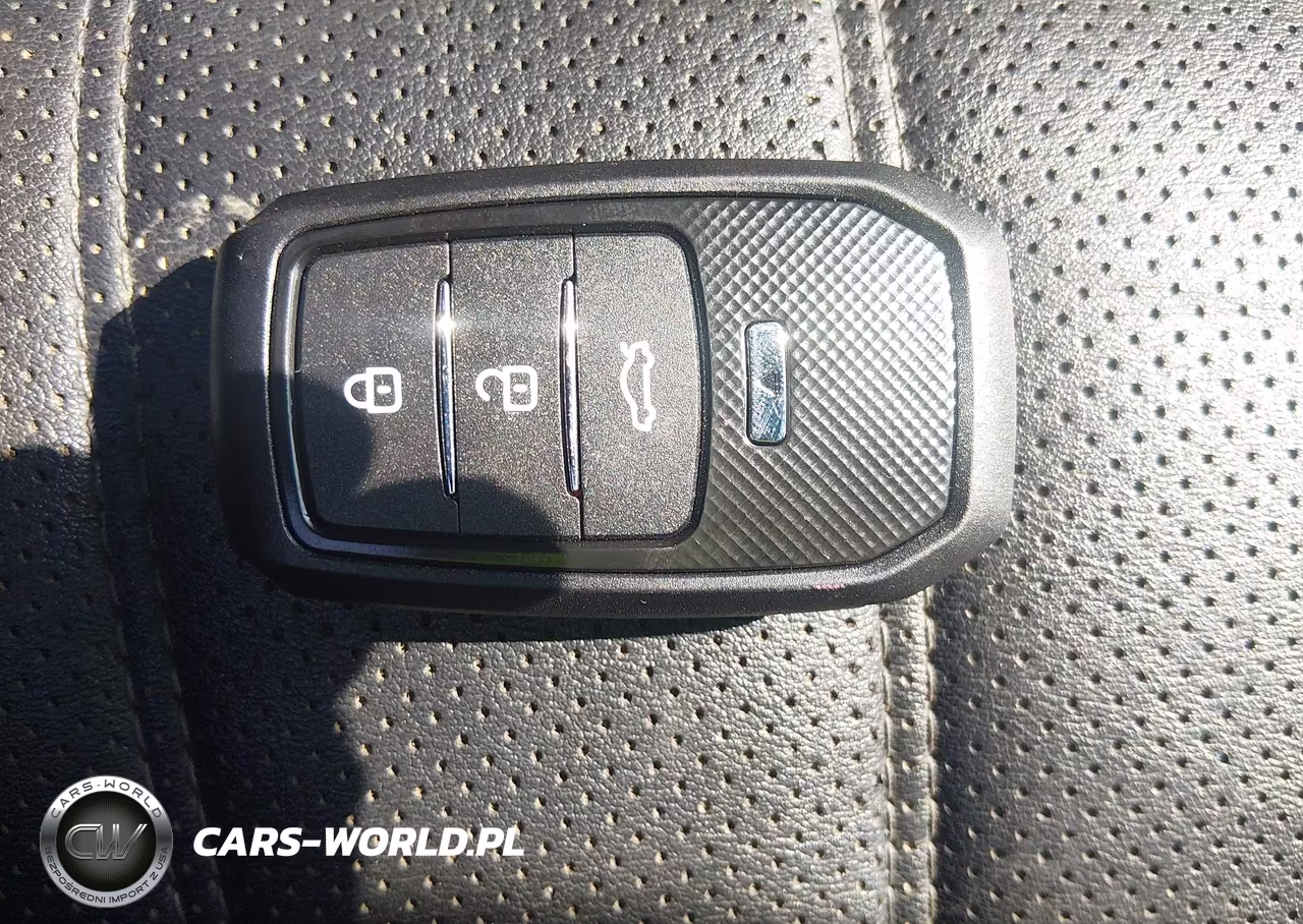2019 Mazda Mazda6 Touring VIN:JM1GL1VM8K1508933 - 11