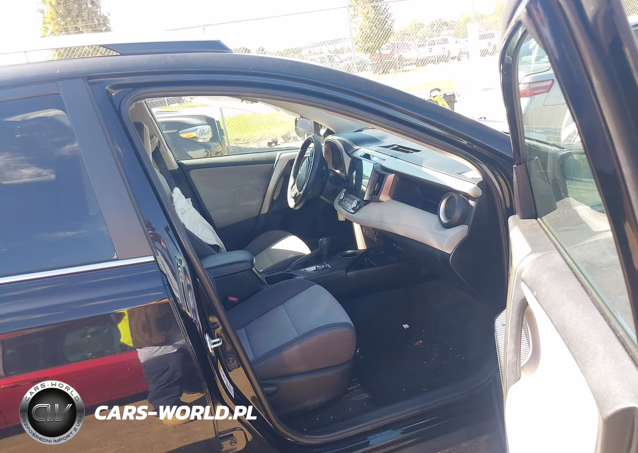 2015 Toyota Rav4 Xle VIN:2T3RFREV4FW363307 - 5