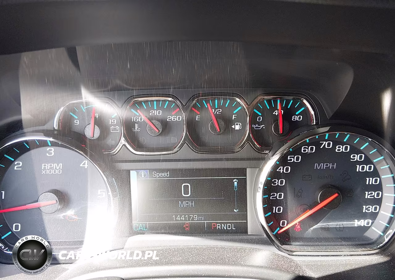 2018 Chevrolet Tahoe Ls VIN:1GNSCAKC1JR400280 - 7
