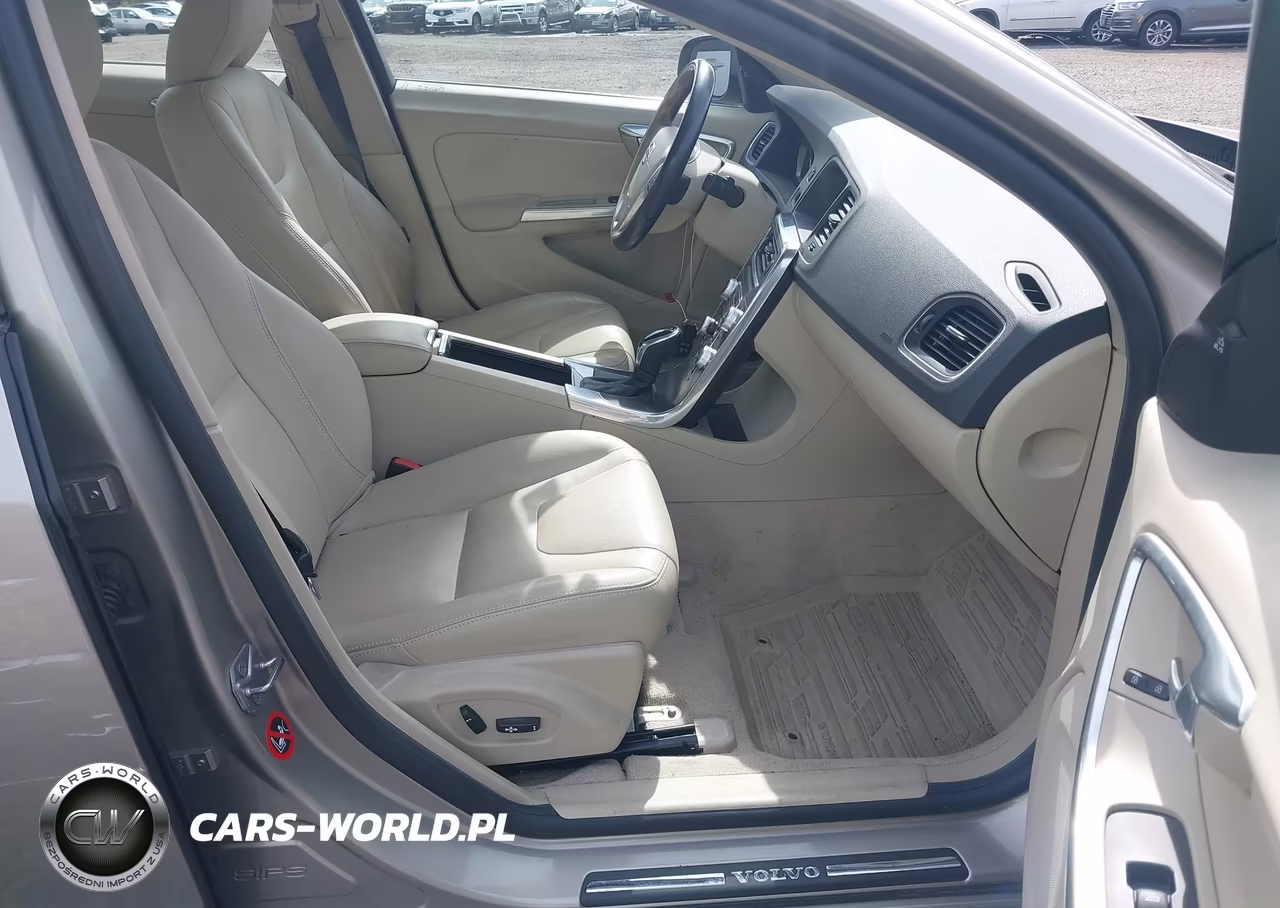 2015 Volvo S60 T5 Drive-E Premier VIN:YV126MFK9F2337216 - 5