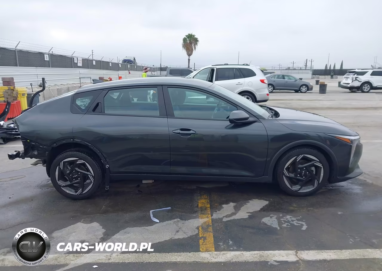 2025 Kia K4 Ex VIN:3KPFU4DE7SE020283 - 14