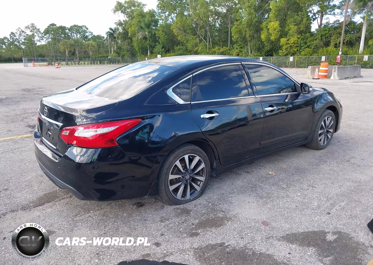 2016 Nissan Altima 2.5 S VIN:1N4AL3AP2GC123113 - 4