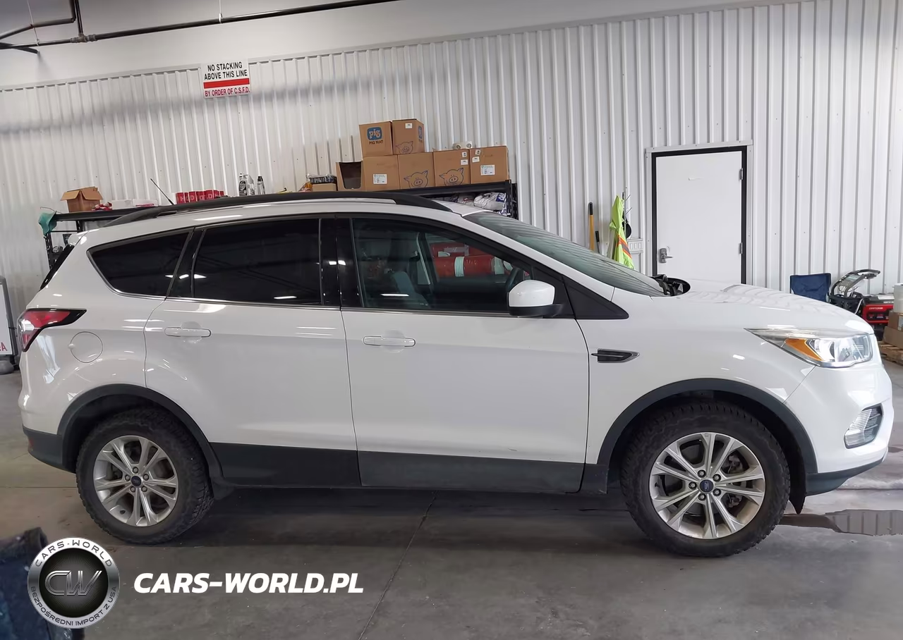 2018 Ford Escape Se VIN:1FMCU9GDXJUC62399 - 13