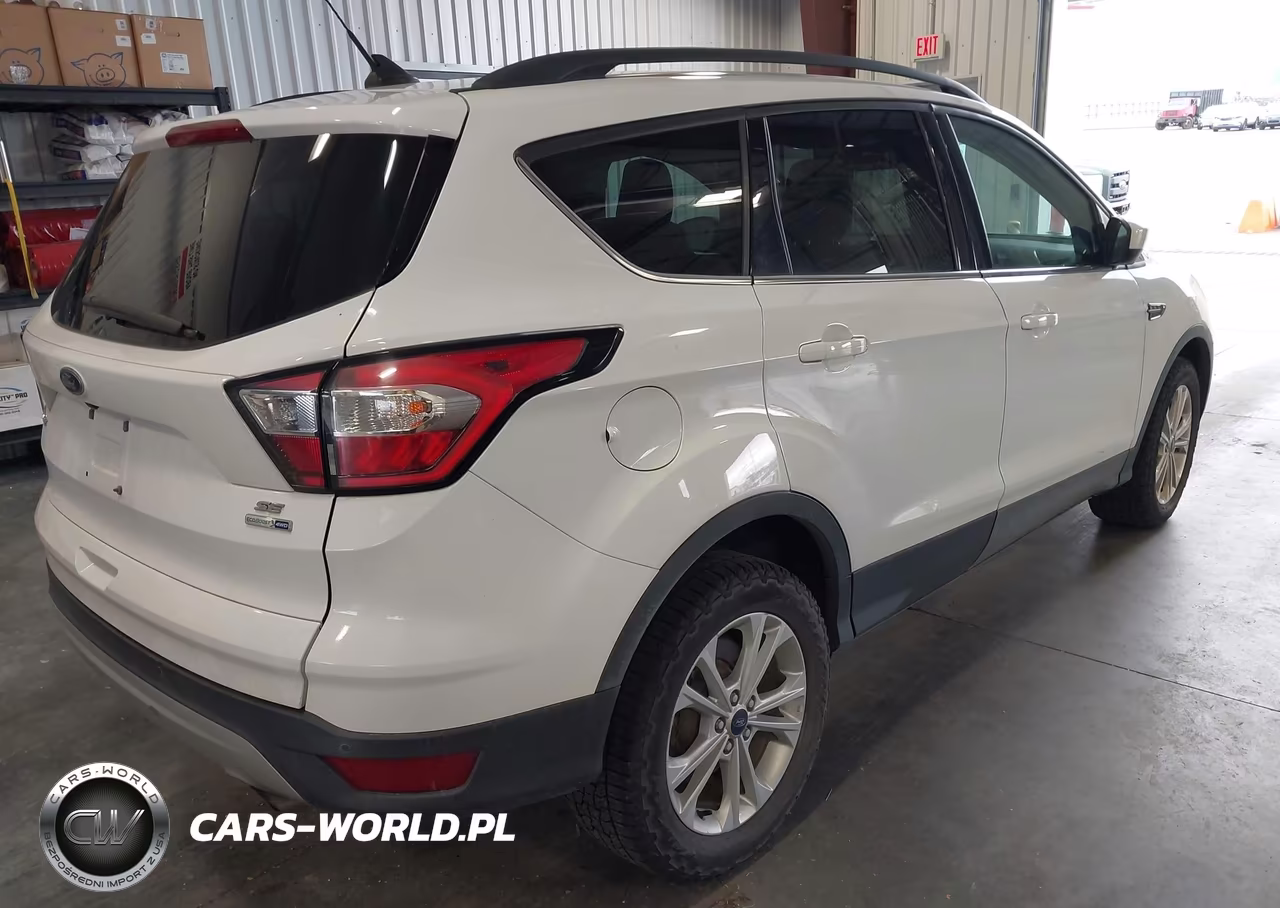 2018 Ford Escape Se VIN:1FMCU9GDXJUC62399 - 4