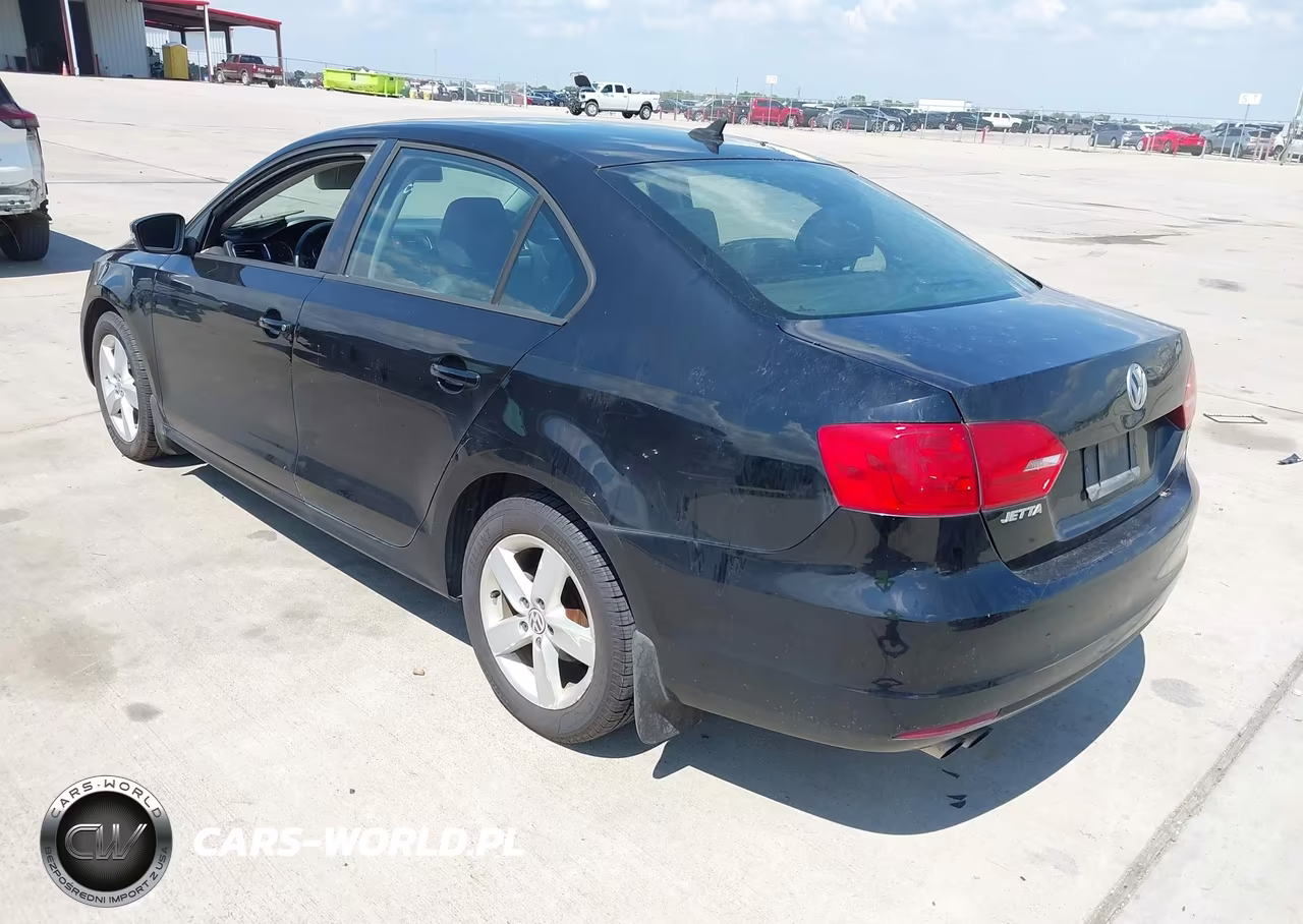 2012 Volkswagen Jetta 2.0L Tdi VIN:3VW3L7AJ2CM421317 - 3