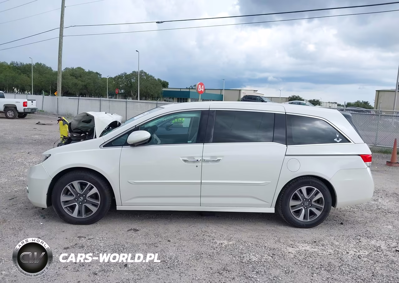 2015 Honda Odyssey Touring-Touring Elite VIN:5FNRL5H96FB090019 - 14