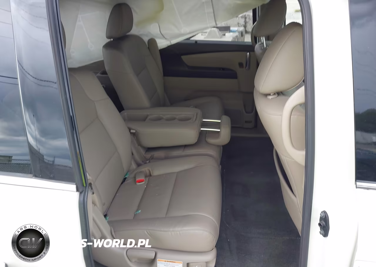 2015 Honda Odyssey Touring-Touring Elite VIN:5FNRL5H96FB090019 - 8