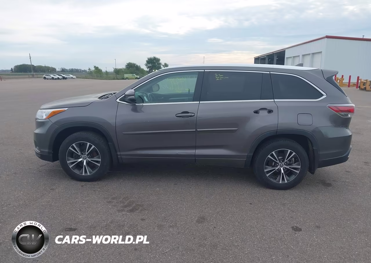 2016 Toyota Highlander Xle V6 VIN:5TDJKRFH1GS228841 - 15