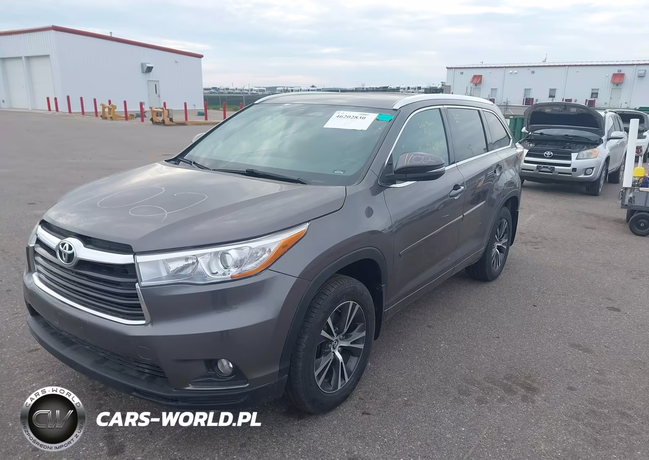 2016 Toyota Highlander Xle V6 VIN:5TDJKRFH1GS228841 - 6