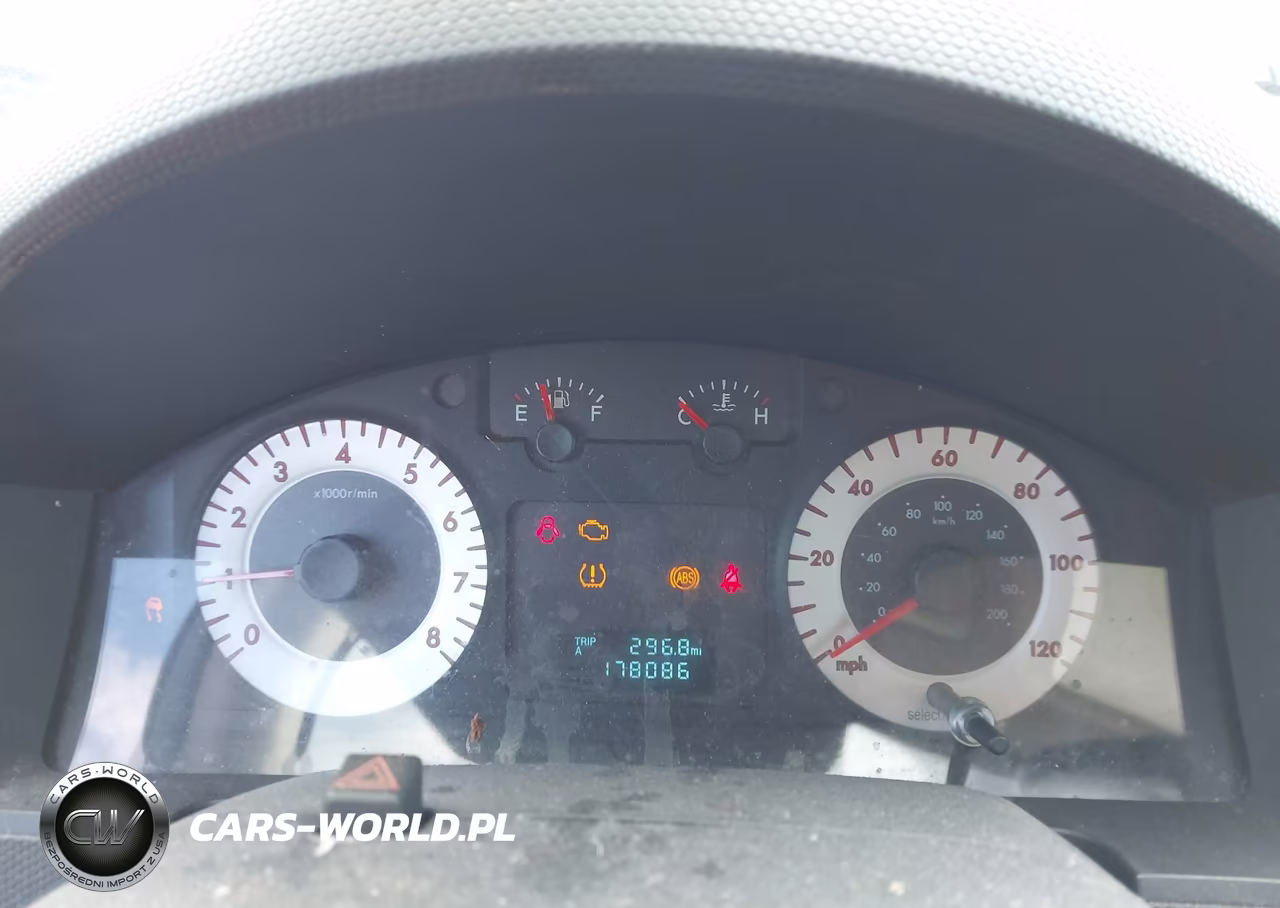 2008 Mazda Tribute Touring VIN:4F2CZ92Z48KM28320 - 7