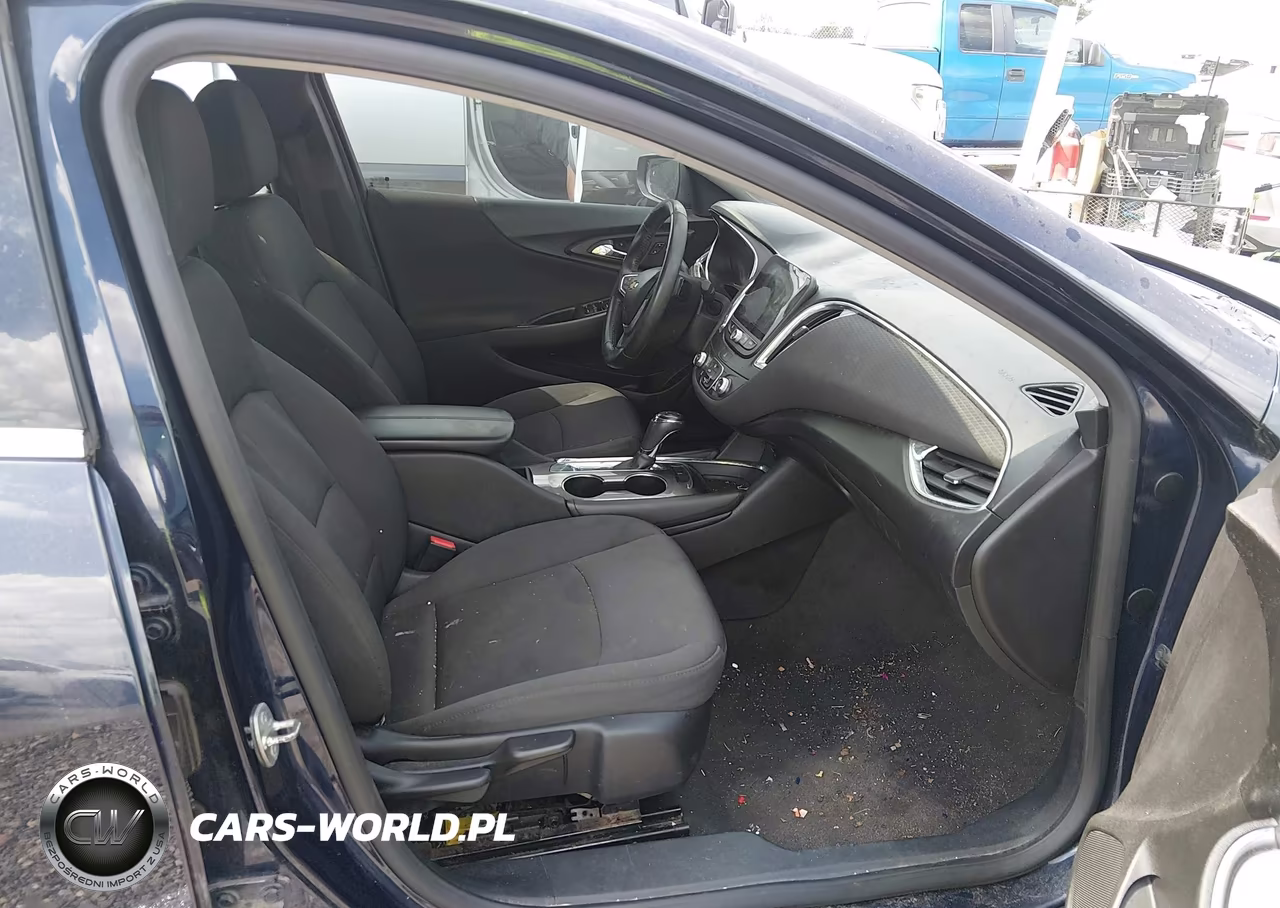 2016 Chevrolet Malibu Lt VIN:1G1ZE5ST6GF203066 - 5