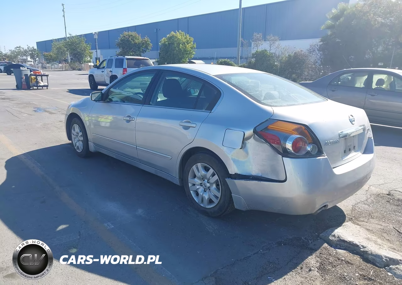 2010 Nissan Altima 2.5 S VIN:1N4AL2AP1AN526795 - 3