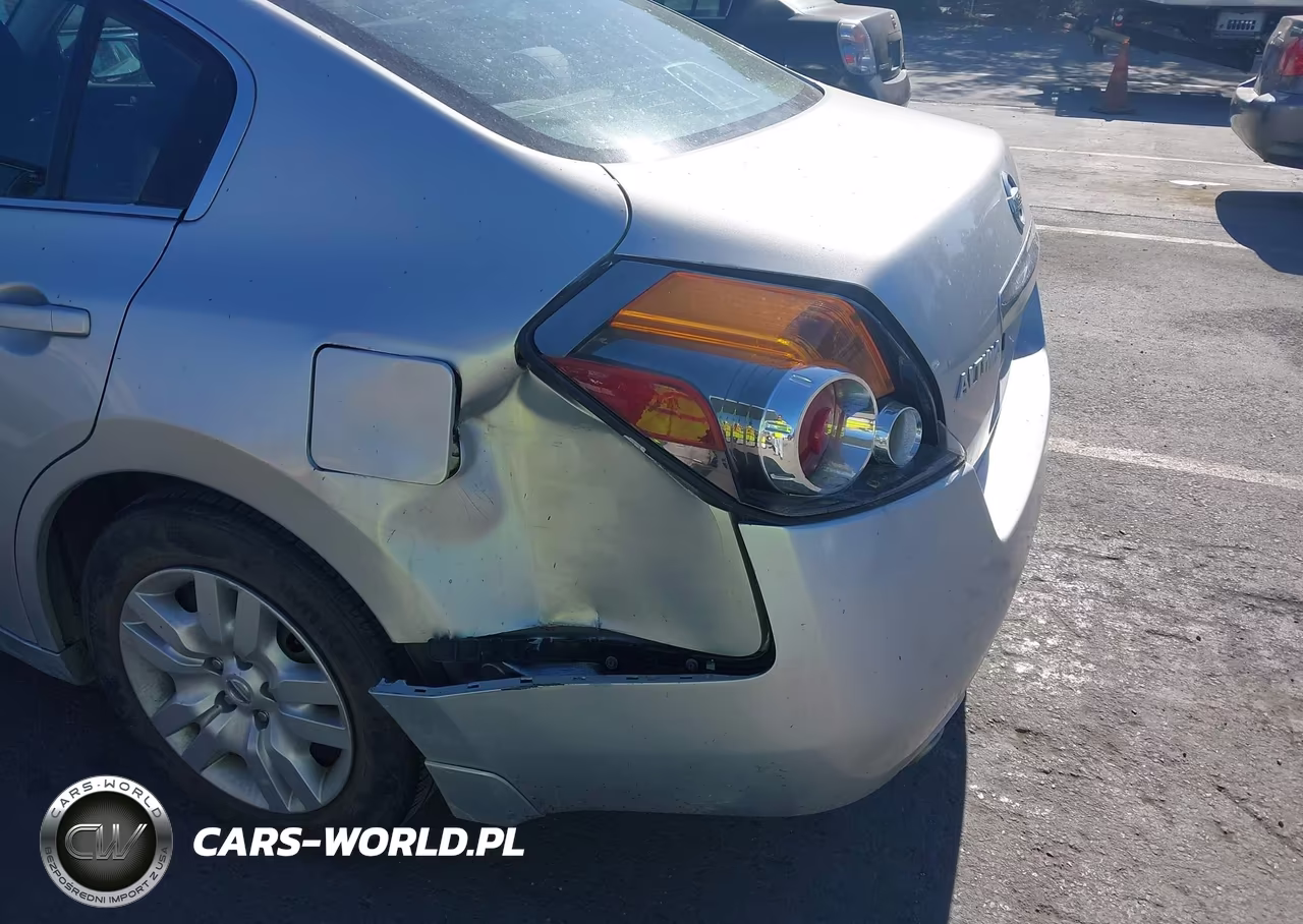2010 Nissan Altima 2.5 S VIN:1N4AL2AP1AN526795 - 6