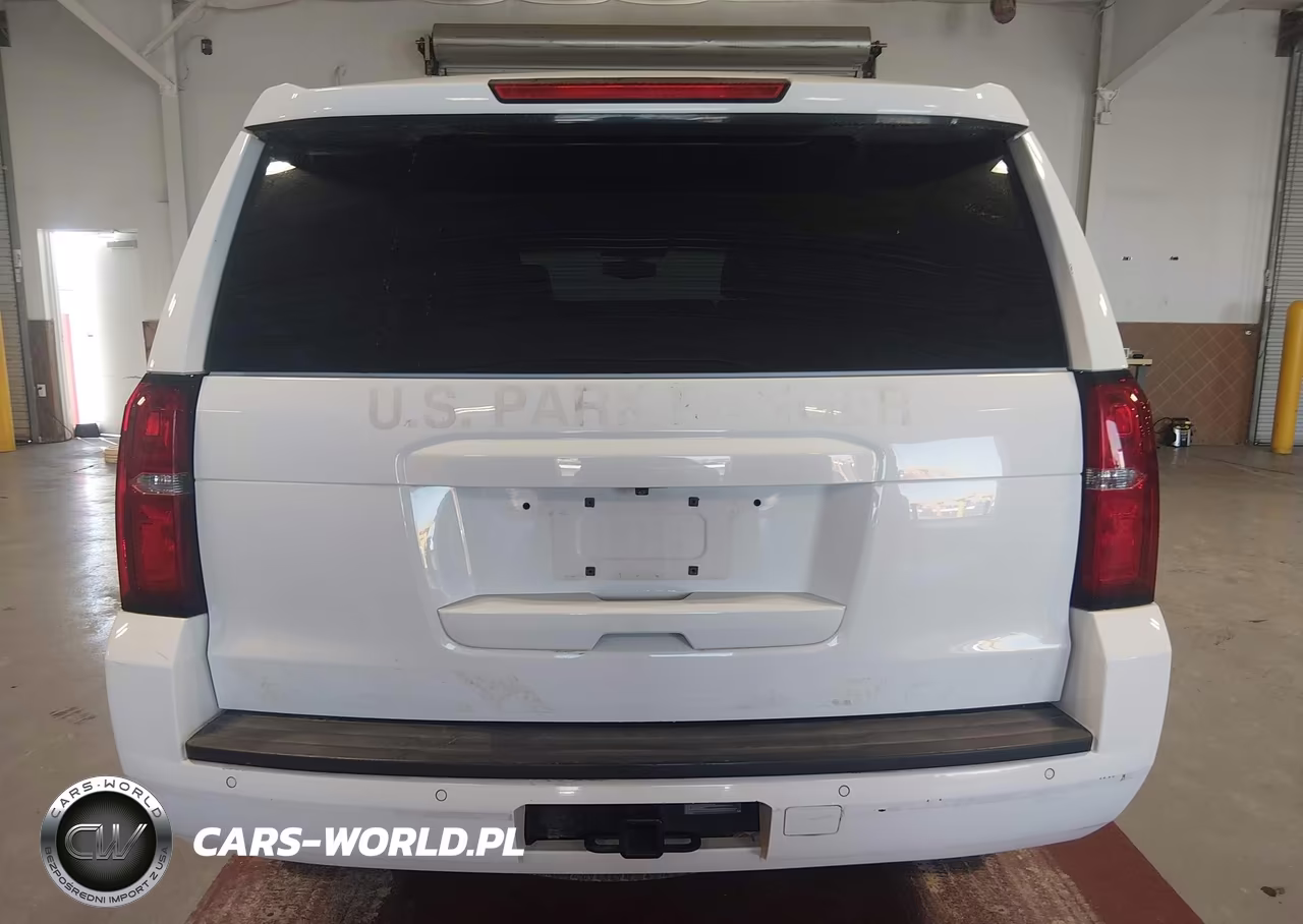 2018 Chevrolet Tahoe Commercial Fleet VIN:1GNSKFECXJR159458 - 17