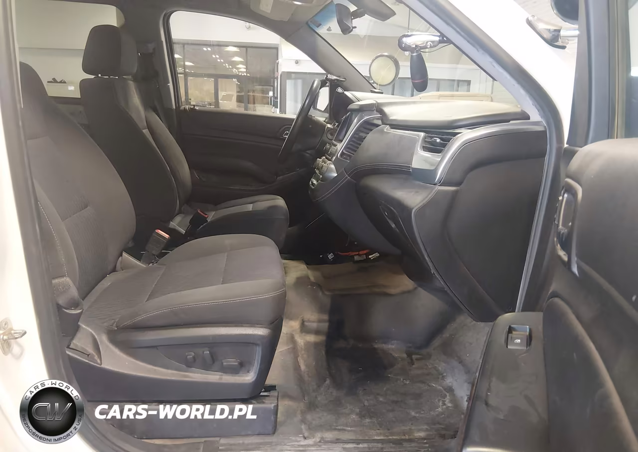 2018 Chevrolet Tahoe Commercial Fleet VIN:1GNSKFECXJR159458 - 5