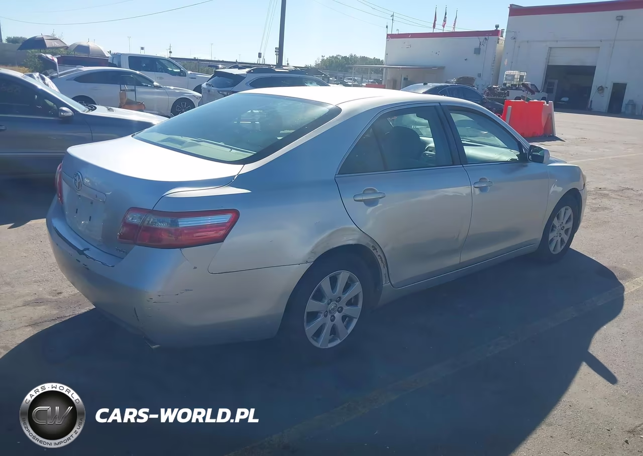 2007 Toyota Camry Xle VIN:JTNBE46K473075167 - 4