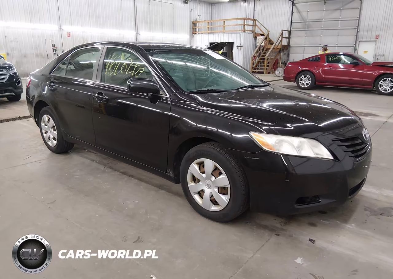 2009 Toyota Camry Le – zdjęcie 1 z 12