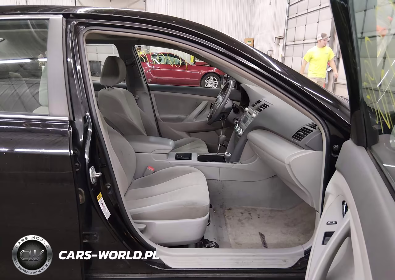 2009 Toyota Camry Le VIN:4T4BE46KX9R061938 - 5