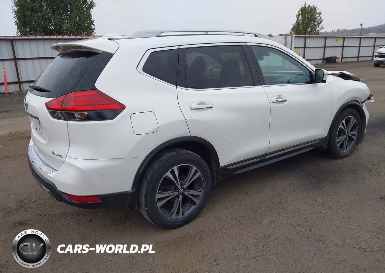 2017 Nissan Rogue Sl VIN:5N1AT2MV1HC730924 - 4