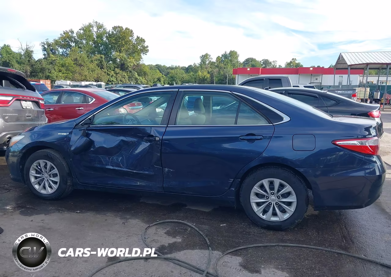 2016 Toyota Camry Hybrid Le VIN:4T1BD1FK0GU196399 - 14