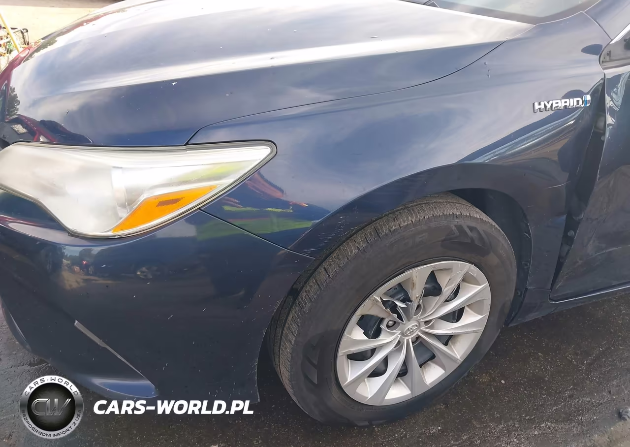 2016 Toyota Camry Hybrid Le VIN:4T1BD1FK0GU196399 - 17