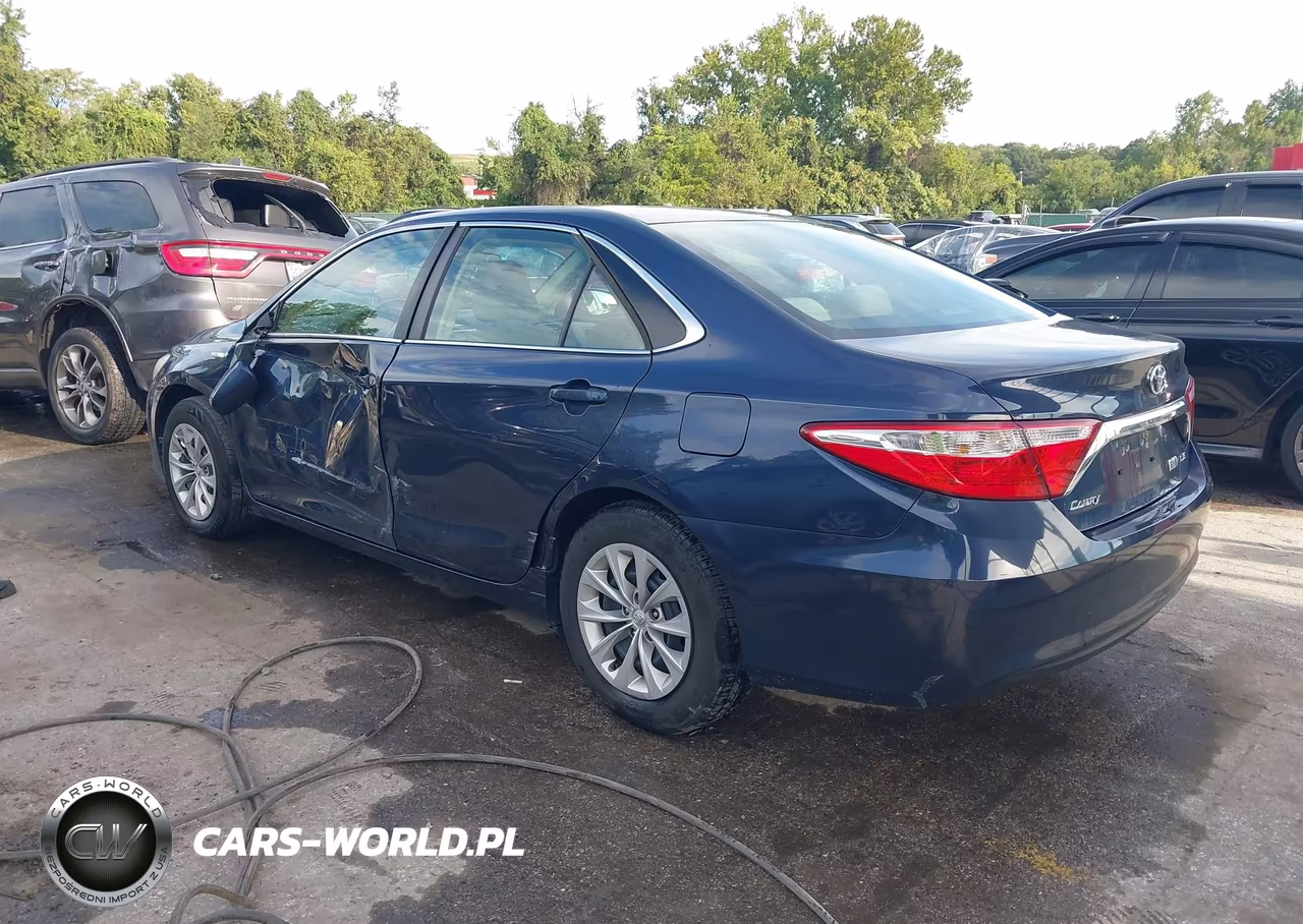 2016 Toyota Camry Hybrid Le VIN:4T1BD1FK0GU196399 - 3