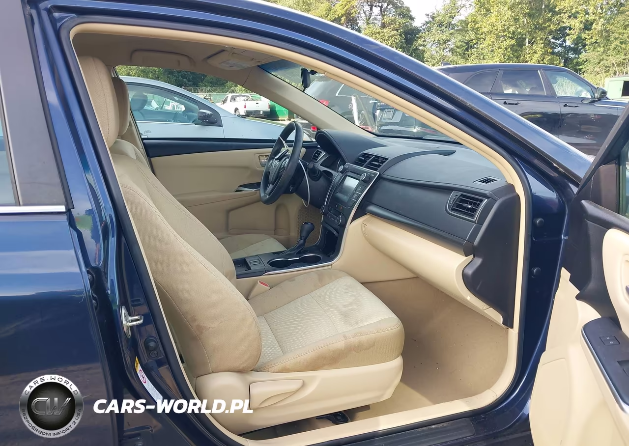 2016 Toyota Camry Hybrid Le VIN:4T1BD1FK0GU196399 - 5