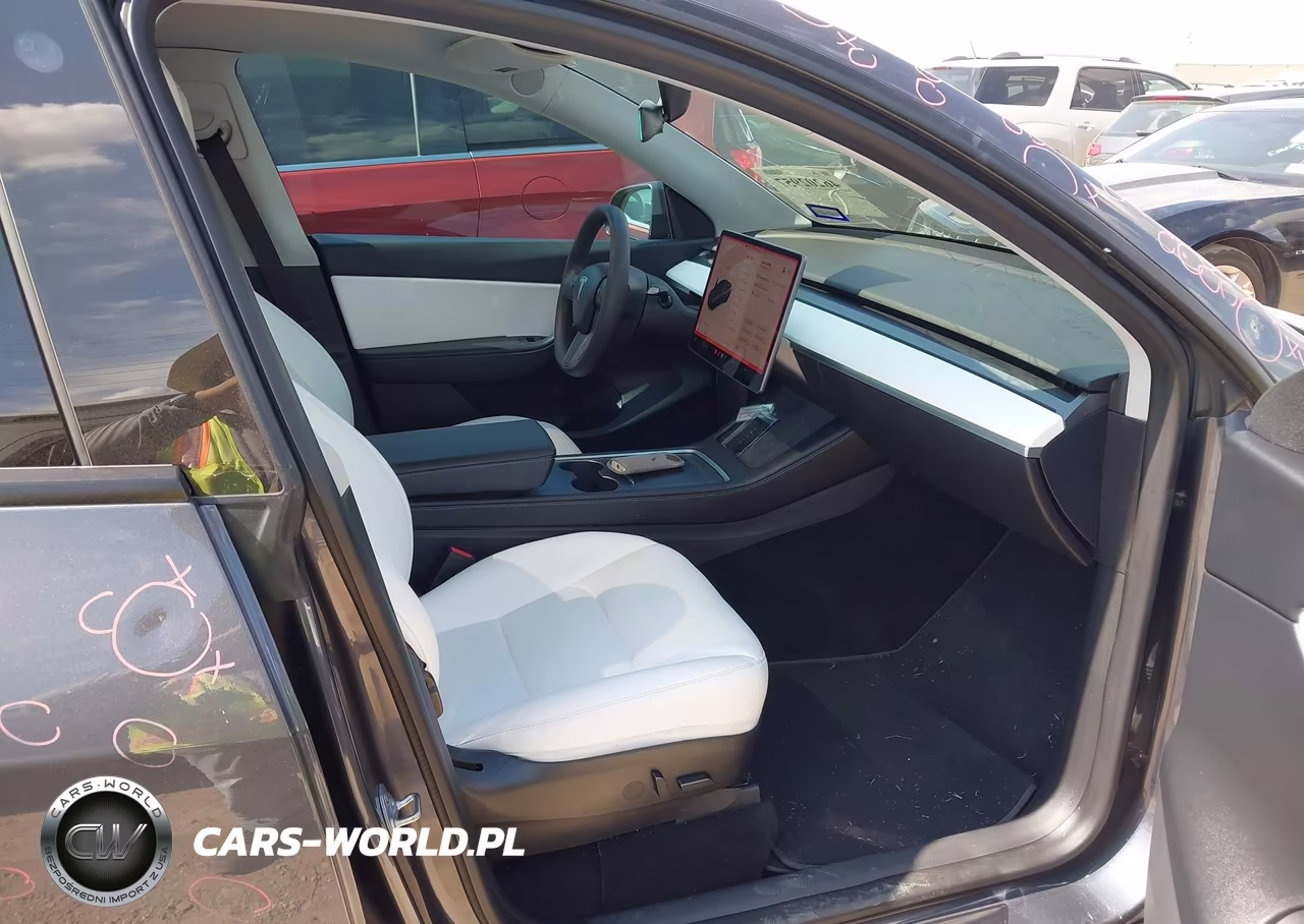 2021 Tesla Model Y Performance Dual Motor All-Wheel Drive VIN:5YJYGDEF6MF246626 - 5