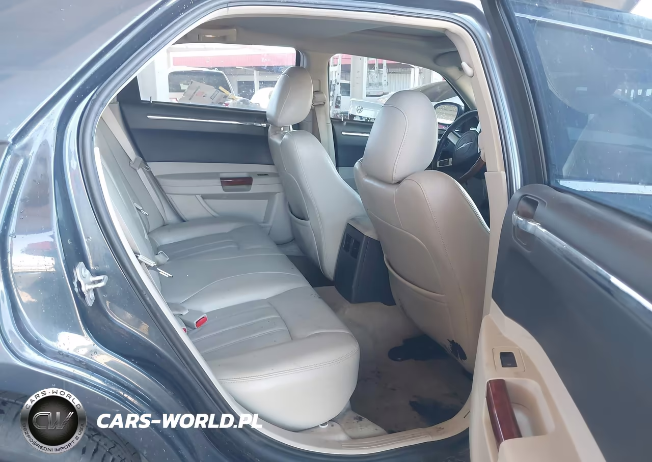 2007 Chrysler 300C VIN:2C3LA63H27H679813 - 8