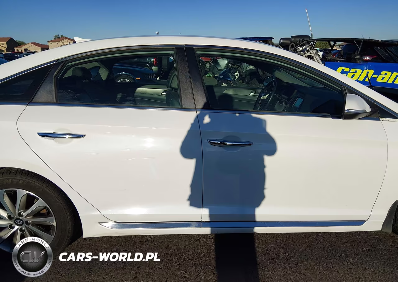2015 Hyundai Sonata 2.4L Sport VIN:5NPE34AF5FH072931 - 14