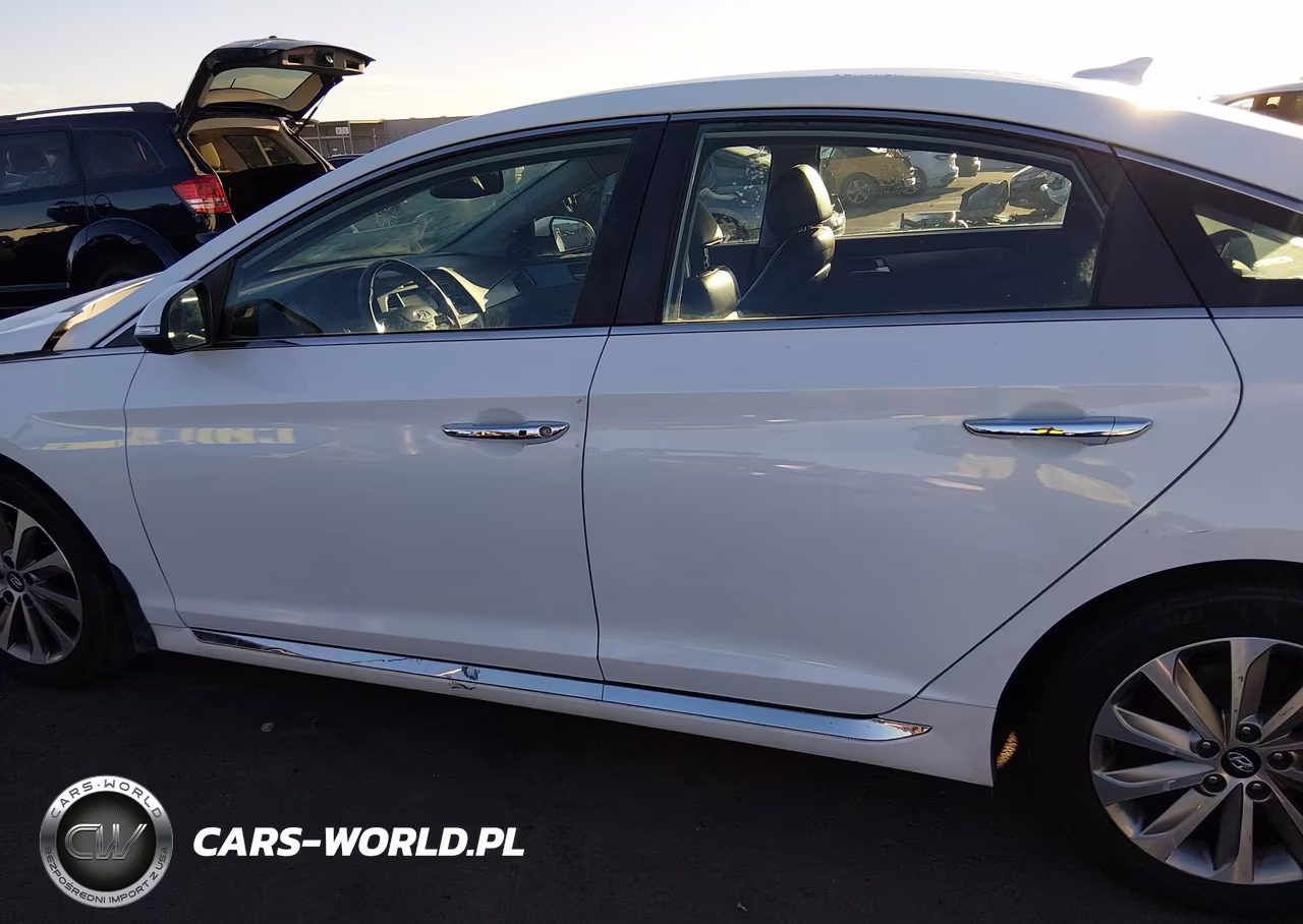 2015 Hyundai Sonata 2.4L Sport VIN:5NPE34AF5FH072931 - 15