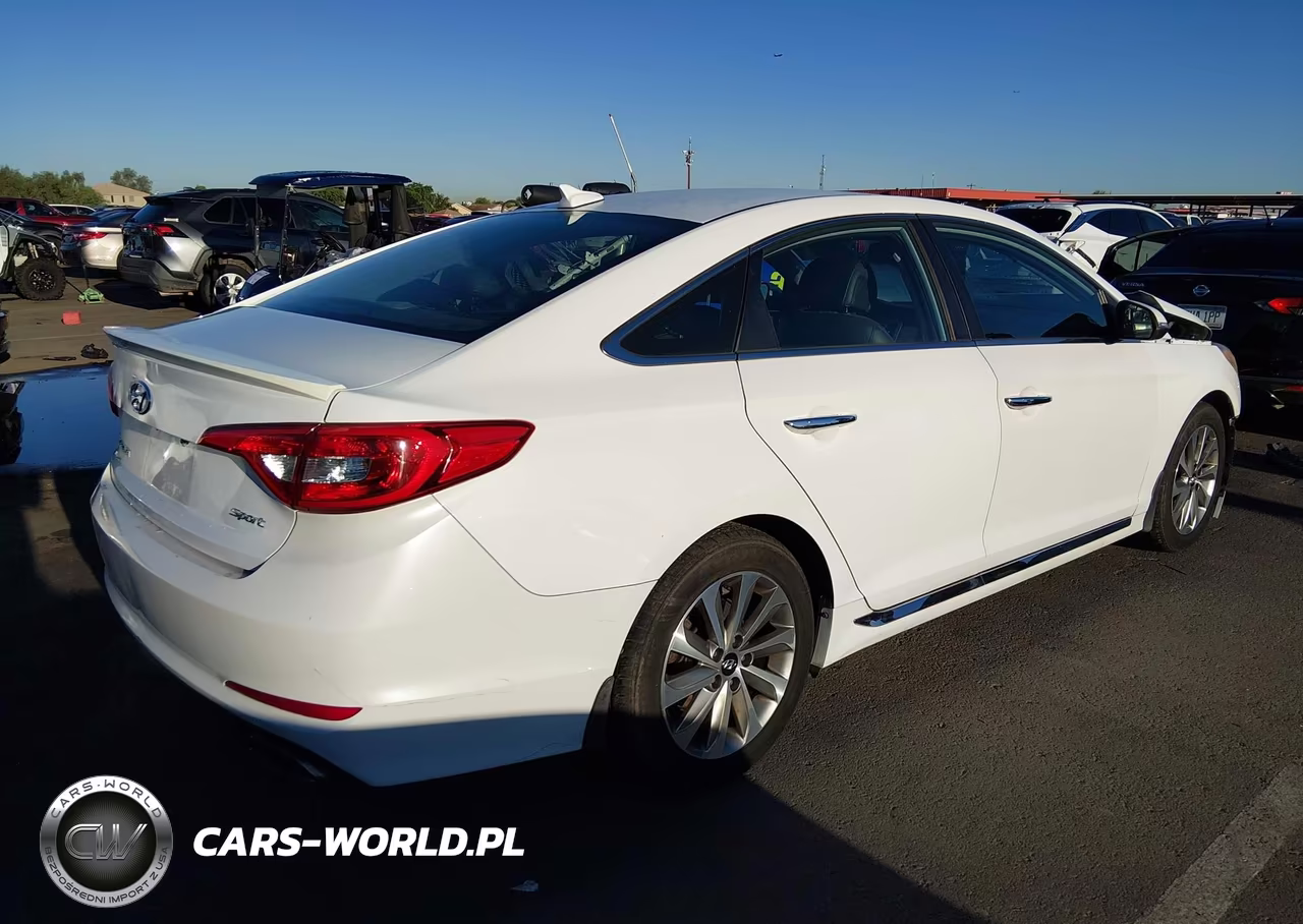 2015 Hyundai Sonata 2.4L Sport VIN:5NPE34AF5FH072931 - 4