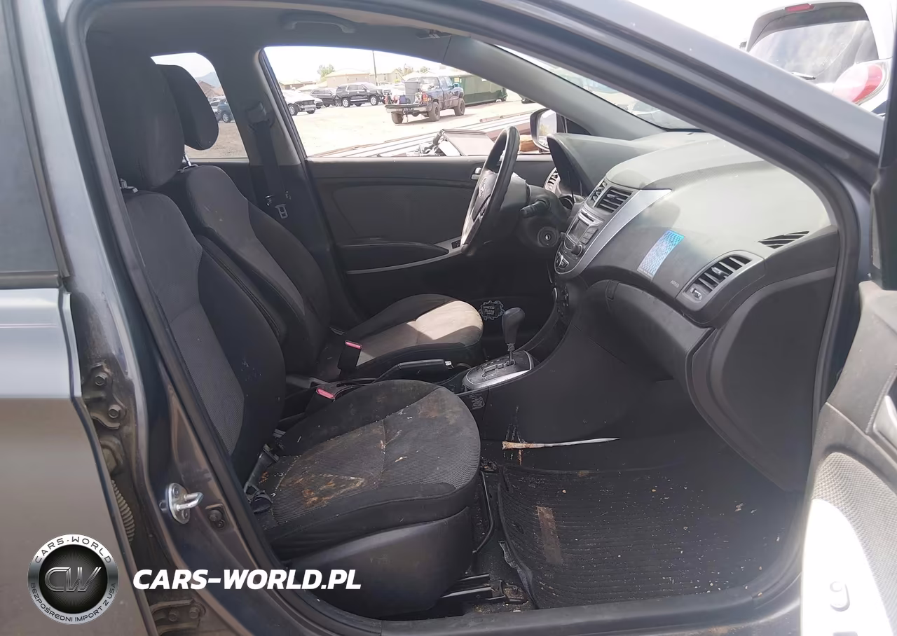 2013 Hyundai Accent Gs VIN:KMHCT5AE4DU084488 - 5