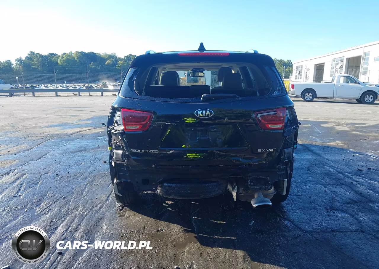 2019 Kia Sorento 3.3L Ex VIN:5XYPHDA55KG498718 - 6