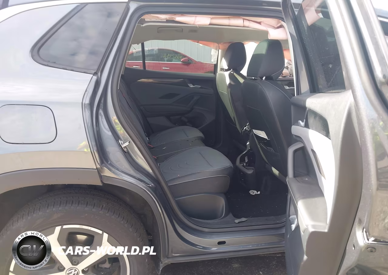 2025 Volkswagen Tiguan 2.0T Se VIN:3VVMR7RMXSM045986 - 8