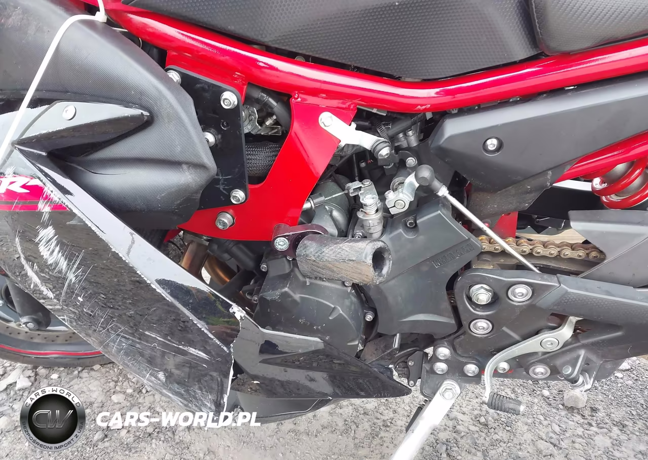 2015 Yamaha Fz6 R VIN:JYARJ18E5FA013772 - 9
