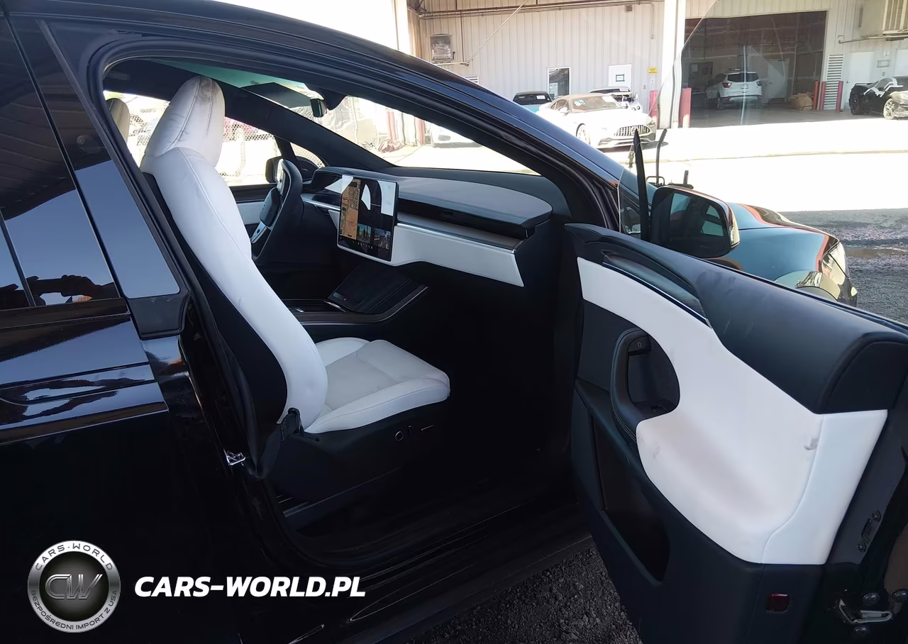 2023 Tesla Model X Dual Motor All-Wheel Drive-Standard Range VIN:7SAXCBE5XPF404668 - 5