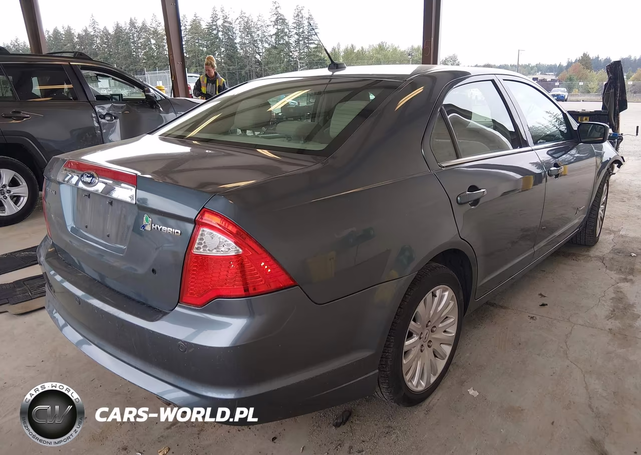 2012 Ford Fusion Hybrid VIN:3FADP0L30CR262744 - 4